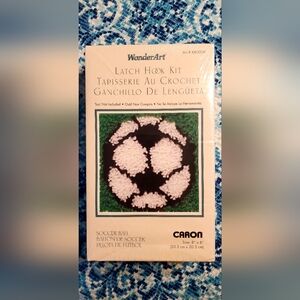 WonderArt Latch Hook Kit